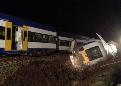 Ein Personenzug der Nord-Ostsee-Bahn (NOB) ist am 13. Januar auf der Fahrt von Westerland auf Sylt nach Hamburg entgleist.