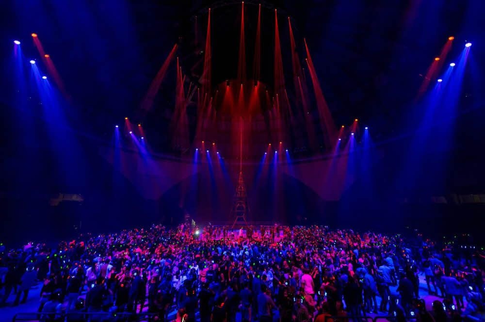 Riesentanzparty zum Abschluss des Kulturstadtjahres am Samstag in der Jahrhunderthalle von Wrocław.