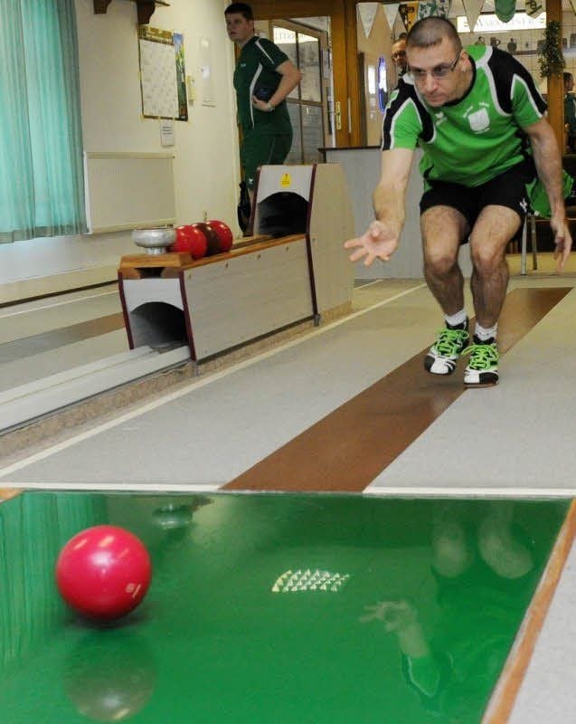 Aufbau Eislebens Teambester Enrico Rockholz