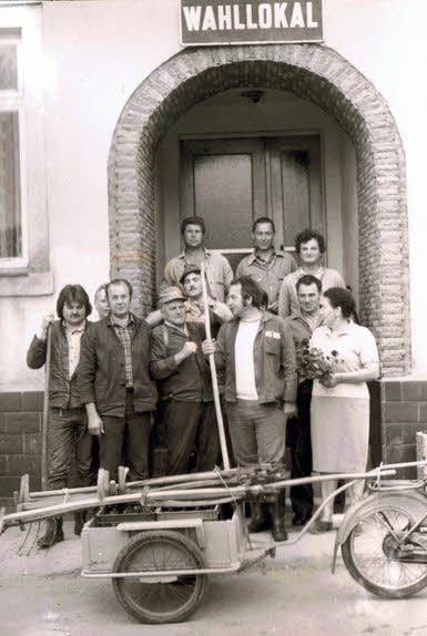 Im Jahr 1981 ging der Angelverein im Dorfgemeinschaftshaus in Riethnordhausen geschlossen wählen, anschließend gab es einen Arbeitseinsatz zur Gewässerpflege.