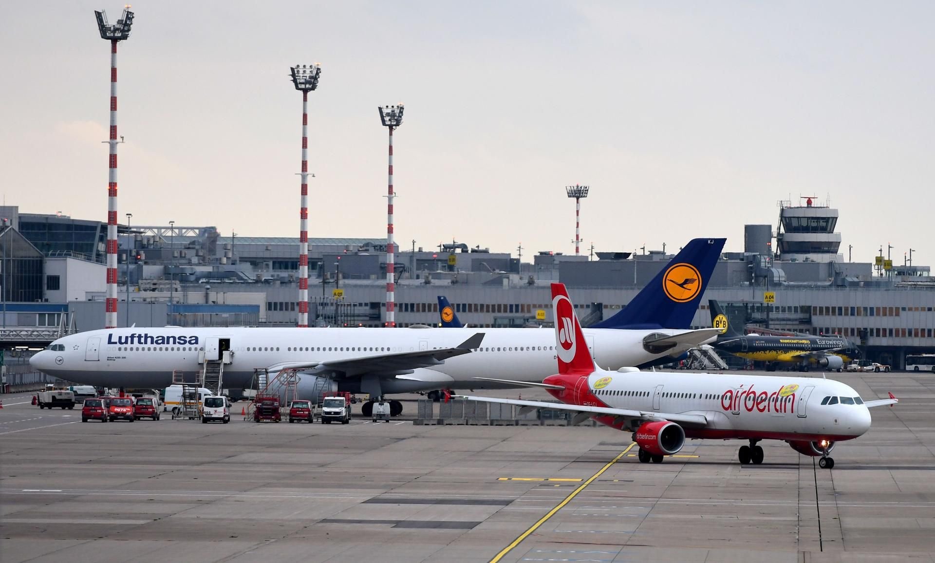 Lufthansa darf sich bei Air Berlin bedienen.