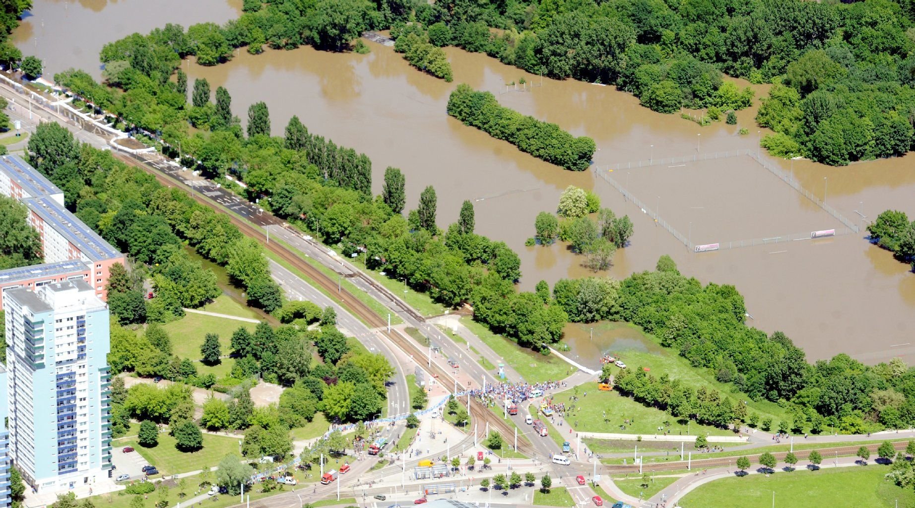 Hochwasser Luftaufnahmen: Gimritzer Damm