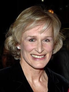 Ihr Auftritt als rachelüsterne Furie in dem Psychothriller «Eine verhängnisvolle Affäre» ist unvergessen: 1987 löste Glenn Close als abgewiesene Geliebte in den USA eine kontroverse Diskussion über Frauen, Sex und Treue aus. (Foto: dpa)
