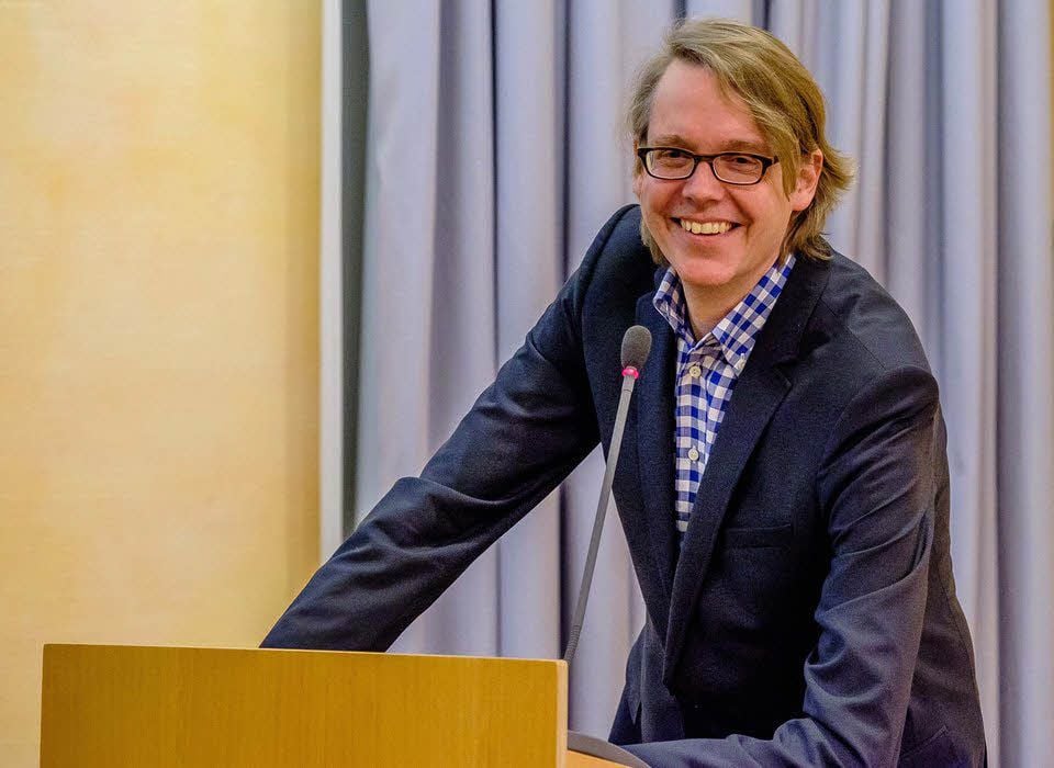 Alf Christophersen lädt zur Tagung „Luther und die Avantgarde“ in die Evangelische Akademie Sachsen-Anhalt in Wittenberg. Ein Besuch der Schau ist auch geplant.