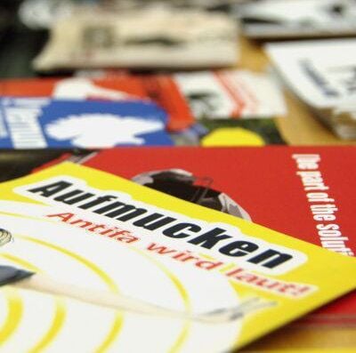 Weiterführendes Informationsmaterial verschiedener linker Gruppe ist reichlich vorhanden. (FOTO: JOHANNES KLEMT)