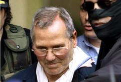 Nach über 40 Jahren ist der meistgesuchte italienische Mafiaboss Bernardo Provenzano am Dienstag der Polizei ins Netz gegangen.