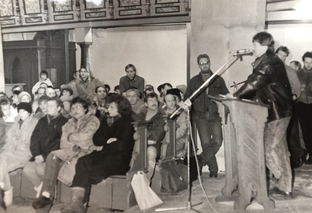 Unterm Dach der Kirche war im Herbst 1989 freie Meinungsäußerung möglich. Die Sangerhäuser trafen sich in der Jacobikirche.