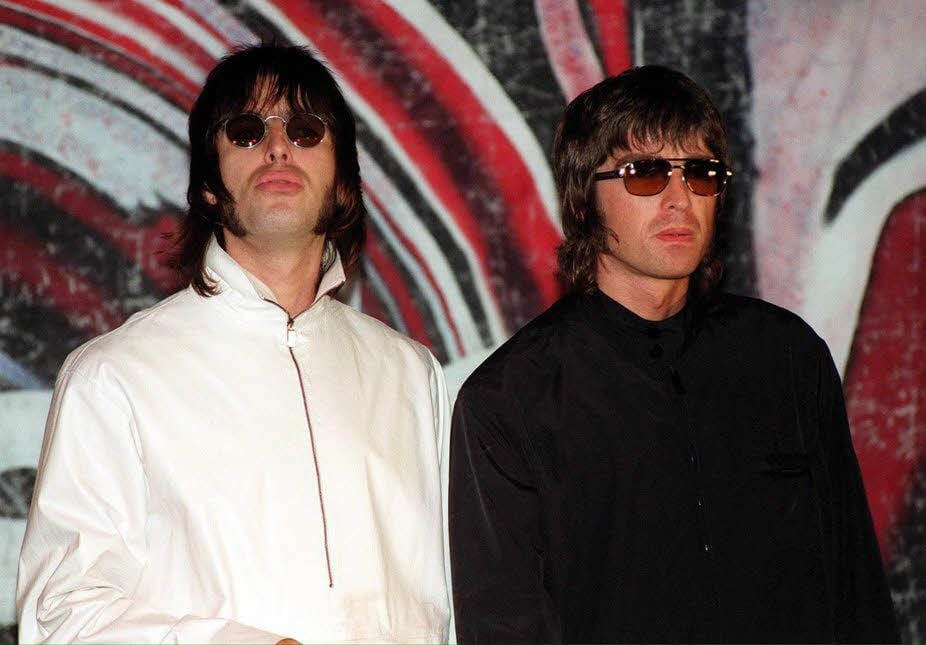 Sehr britisch: Liam (links) und Noel Gallagher im Jahr 1999
