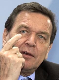 Bundeskanzler Gerhard (Foto: dpa)