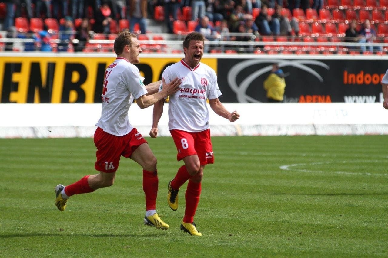 1:0 für den HFC. Der Torschütze war Björn Ziegenbein (rechts).