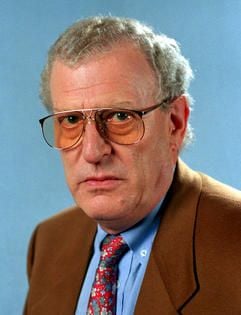 Der Filmregisseur Tom Toelle (Archivfoto von März 1994) ist tot. (Foto: dpa)