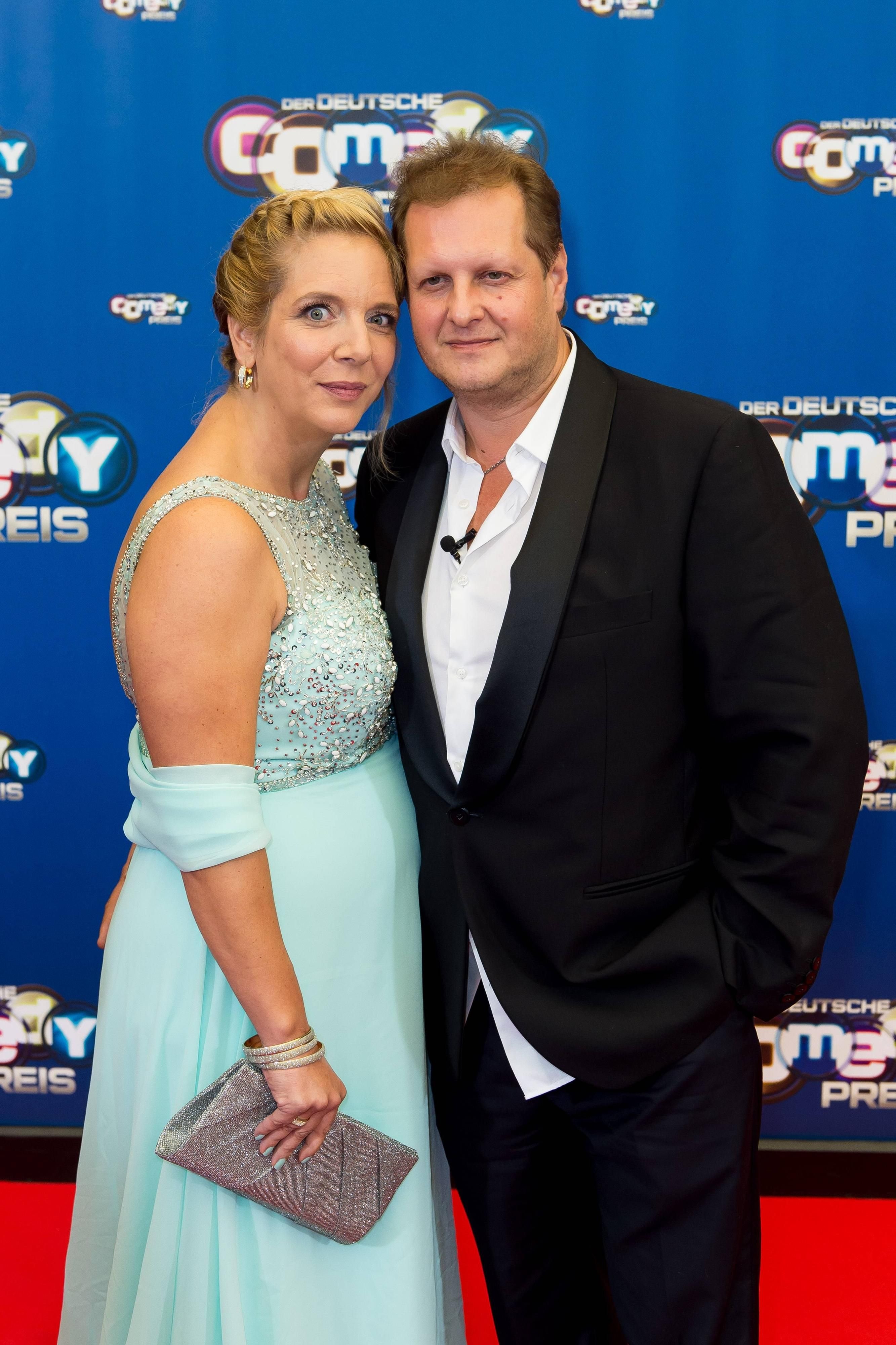 Jens Büchner, hier mit seiner Freundin Daniela Karabas, auf dem roten Teppich.