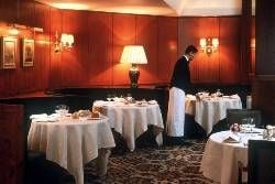 Edles Ambiente - im «Savoy Grill» sind die Wände