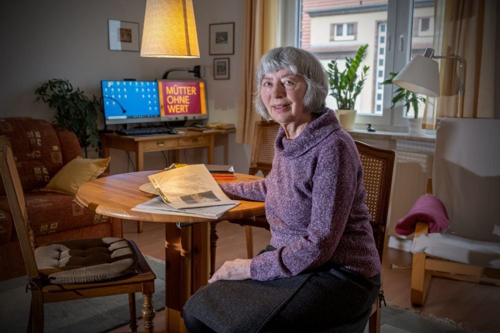 Dorothea Seefeld engagiert sich bis heute für die in der DDR geschiedenen Frauen. Wie viele andere hoffen die Frauen auf den im Koalitionsvertrag vereinbarten Härtefallfonds.