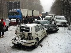 Massenkarambolage auf der A3 bei Würzburg zu in Fahrtrichtung Nürnberg. (Foto: dpa)