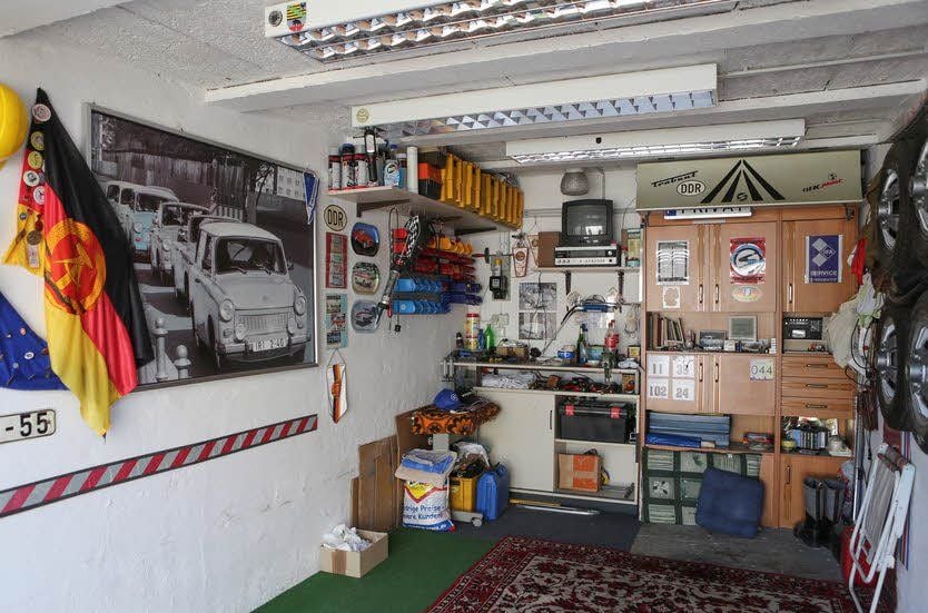 Die Garage in Weißenfels-West ist ein kleines DDR-Museum.