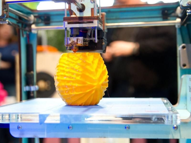 Schicht um Schicht: 3D-Drucker arbeiten wie Töpfer oder Maurer und erzeugen so zum Beispiel Prototypen für die Forschung.