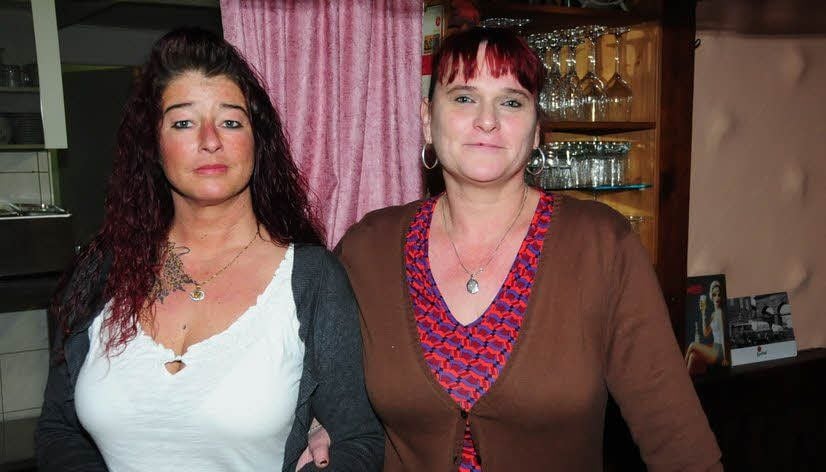 Sandra Krasniqi (links) und ihre Angestellte Annet Pflug