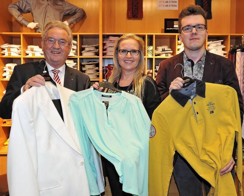 Drei Generationen: Seniorchef Hans-Friedrich Druschke, Tochter Claudia und Enkel Philipp.