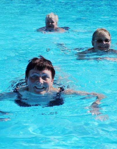 Baden im Mühlenbad.