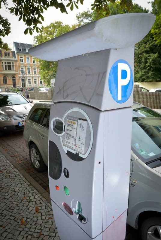 Wenn der Parkscheinautomat trotz ordnungsgemäßer Bedienung einen Null-Bon auswirft, sollte man auf der Hut sein .