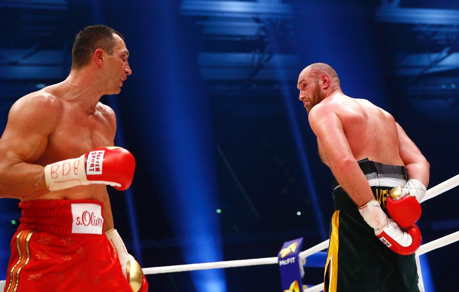 Tänzelte gerne ohne Deckung um Klitschko herum: Tyson Fury.