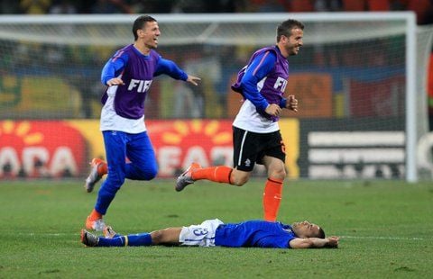 Brasilien ist als großer Favorit bereits im Viertelfinale ausgeschieden. (FOTO: DPA)
