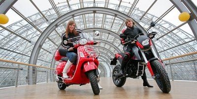 Trends der Motorrad Messe Leipzig im Jahr 2007 (FOTO: DPA)
