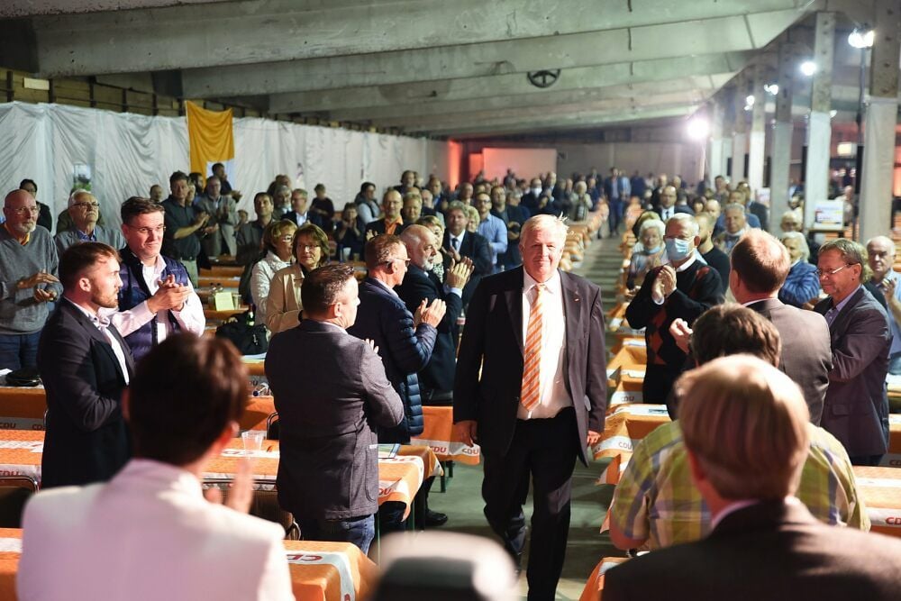 Die CDU-Mitglieder dankten Kees de Vries Ende September mit ihrem Beifall dafür, was er während seiner Zeit im Bundestag für den Wahlkreis 71 erreicht hat. Wieder aufgestellt wurde der Politiker allerdings nicht.