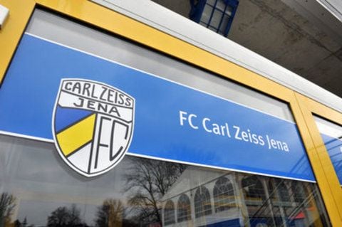 Blick auf die Geschäfststelle des Fußball-Drittligisten FC Carl Zeiss Jena.(FOTO: DPA)