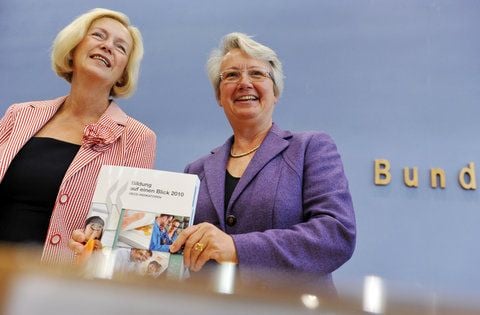 Annette Schavan (re.) und Johanna Wanka (beide CDU) (ARCHIVFOTO: DPA)