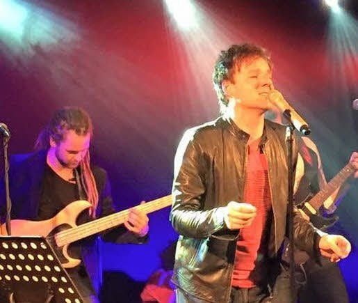 „Mit dem Album geht für mich ein Traum in Erfüllung“, sagte Phil Stewman, der damit auch das Image des Schlagerbarons ablegen will
