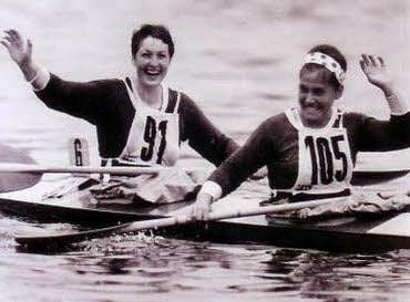 Anita Kobus (links) und Helga Ulze bei der WM 1966.