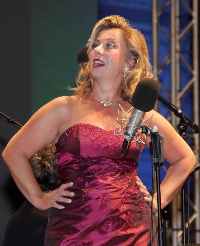 Rita Kapfhammer - hier beim Eröffnungskonzert der 219. Spielzeit des Anhaltischen Theaters. Am Sonntag singt sie in Verdis „Requiem“.