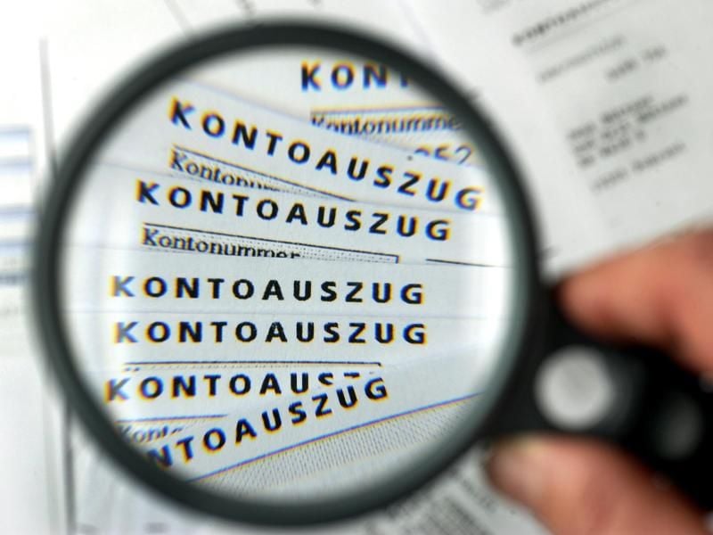 Die Kontoauszüge verraten, ob alle Beträge richtig vom Konto abgebucht wurden.