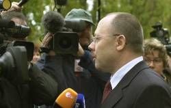 Manfred Püchel vor Journalisten (Archiv)