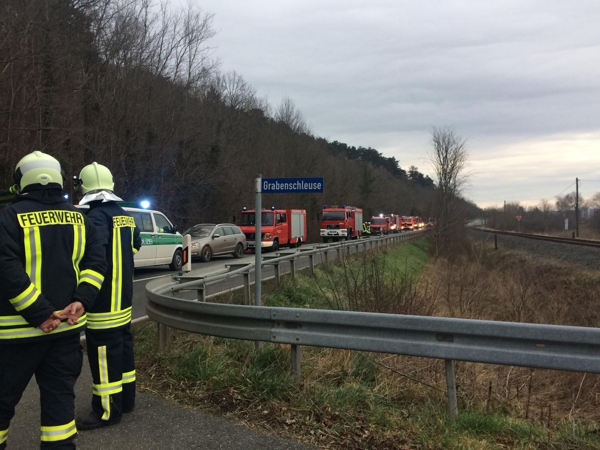 Ein Großaufgebot an Feuerwehren war vor Ort.