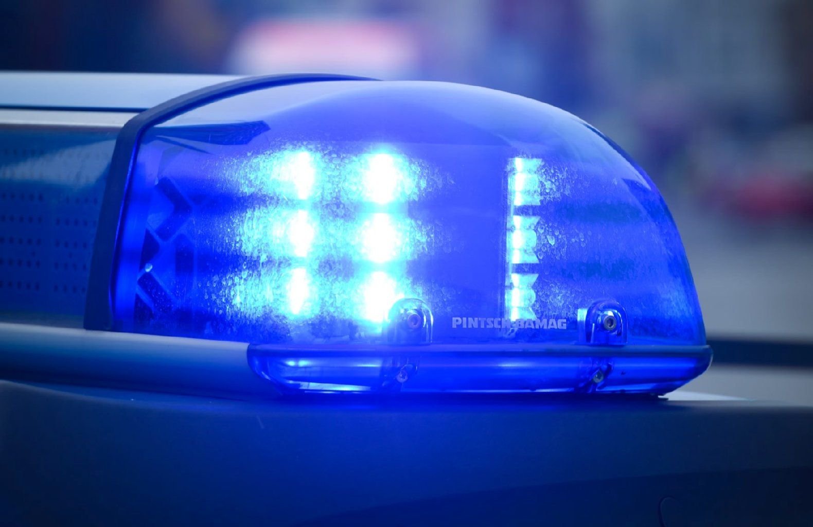 Blaulicht eines Polizeiwagens.