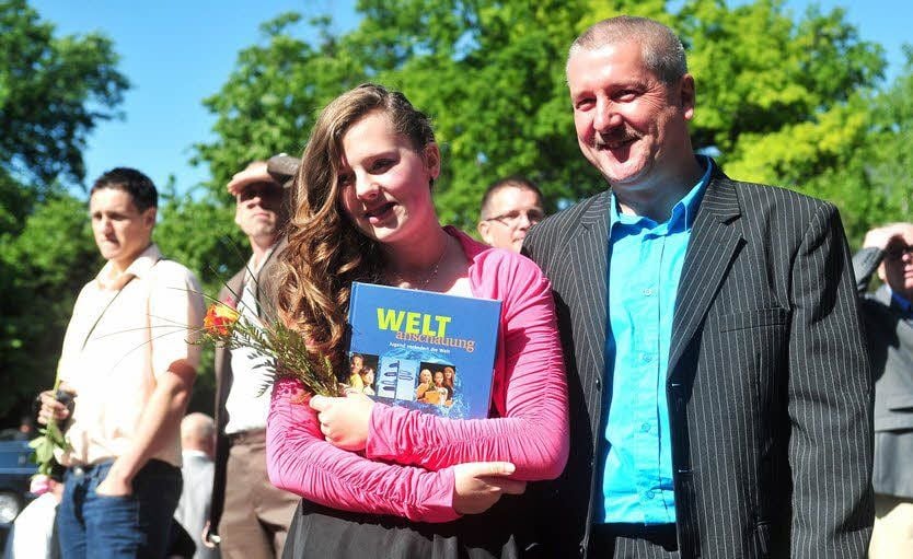 Pia Klingner mit Vater Ronald nach dem offiziellen Teil