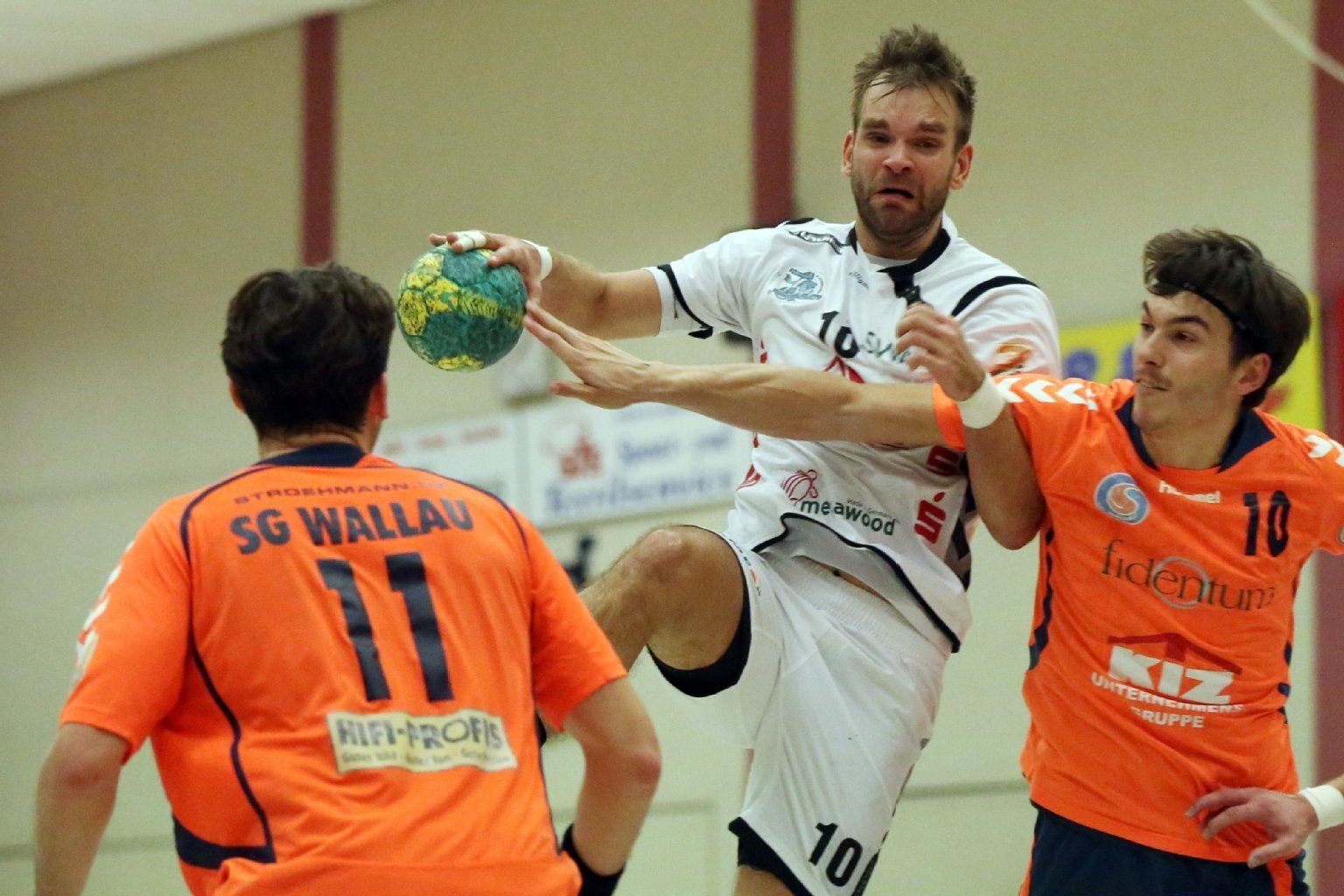 Auch fünf Tore von Gordon Müller (am Ball) konnten die HCA-Niederlage nicht verhindern.
