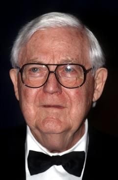 US-Regisseur Robert Wise (Archivfoto vom 19.02.1998) feiert (Foto: dpa)