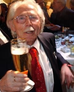 Der Schauspieler Fred Delmare im März 2003 bei der«Osgar»-Preisverleihung in Leipzig. (Foto: dpa)