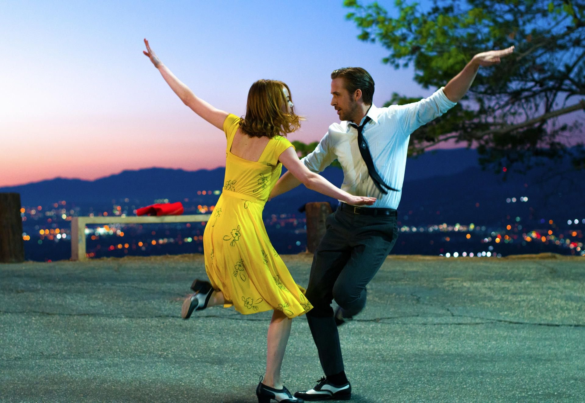 Emma Stone und Ryan Gosling in einer SZene des FIlms „La La Land“