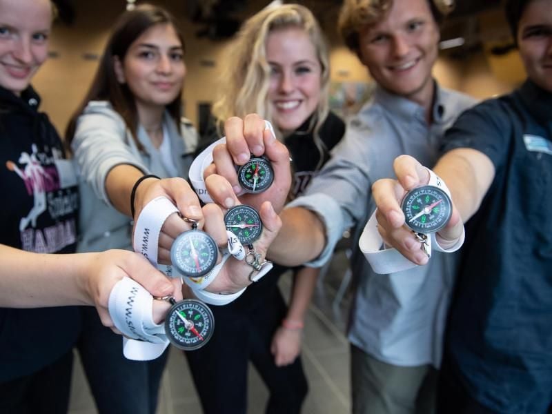 Schüler, deren Eltern nicht studiert haben, können sich für die Übergangsphase nach dem Abi mit dem Förderprogramm Studienkompass Unterstützung holen. Foto: Sebastian Weimar/sdw/dpa-tmn