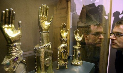 Mit vier großen Kirchenschätzen in Halberstadt, Quedlinburg, Merseburg und Naumburg hat Sachsen-Anhalt in dieser Hinsicht ein reiches Erbe. (FOTO: DPA)