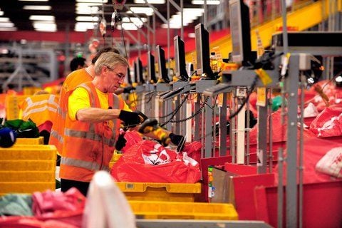 Die DHL Hub Leipzig GmbH, mit Sitz in Schkeuditz, betreibt für das Logistikunternehmen DHL am Flughafen Leipzig/Halle ein Luftfahrt-Drehkreuz. (ARCHIVFOTO: ANDREAS STEDTLER)