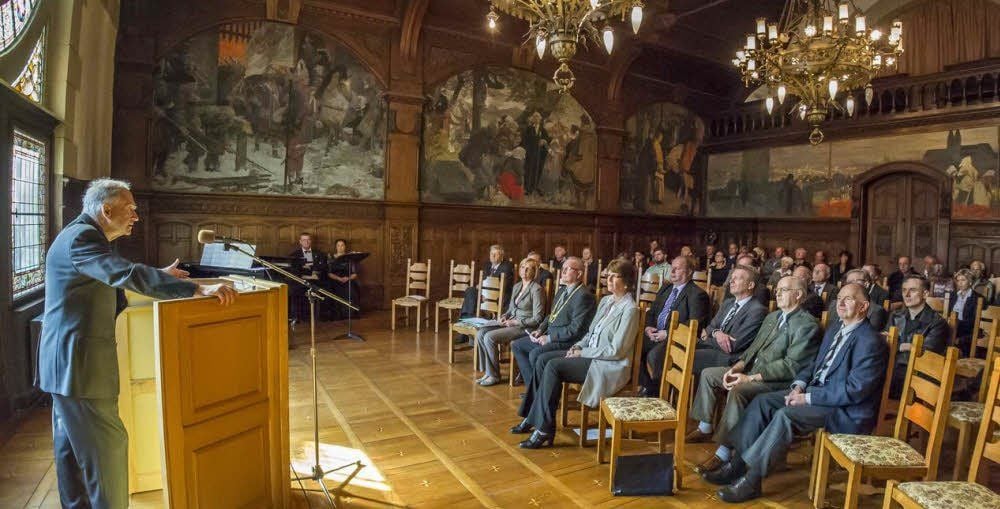 Professor Manfred Neumann hielt die Festrede zum Tag der Deutschen Einheit in Quedlinburg.