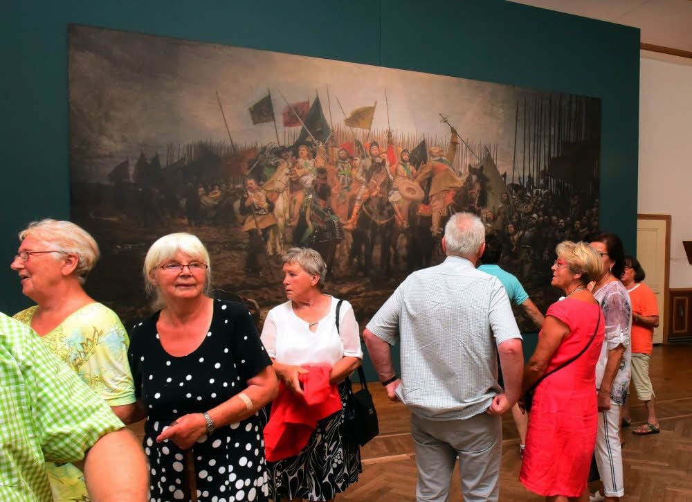 Das Bild „Gustav II. Adolf vor der Schlacht bei Lützen“ dominiert den Saal des Gasthofs „Roter Löwe“.