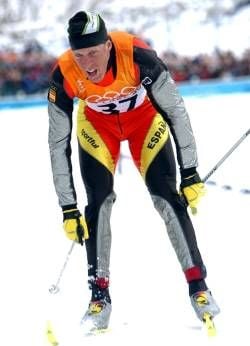 Olympische Winterspiele Salt Lake City, Soldier Hollow Langlauf 50km Einzelwettbewer der Herren am Samstatg (23.02.2002): Der für Spanien startende deutsche Langläufer Johann Mühlegg läuft in der Loipe in Soldier Hollow nahe Salt Lake City. Der dreimalige Langlauf-Olympiasieger Johann Mühlegg steht unter dringendem Verdacht, das Blutdopingmittel Darbepoetin alfa benutzt zu haben. dpa