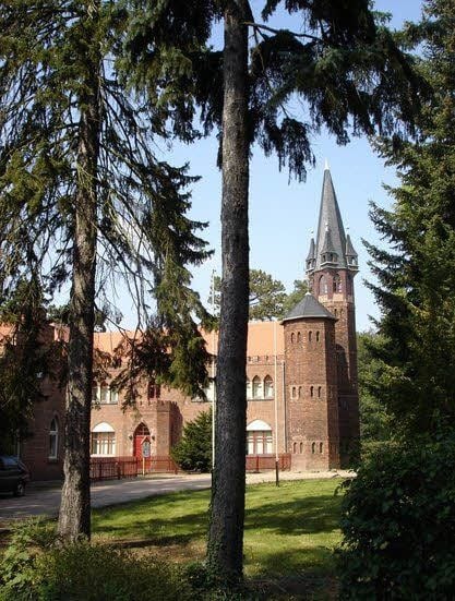 Rund ums Jagdschloss Haideburg wird es am Sonnabend viel Gewimmel geben, denn eingeladen wird zum Tag der offenen Tür.
